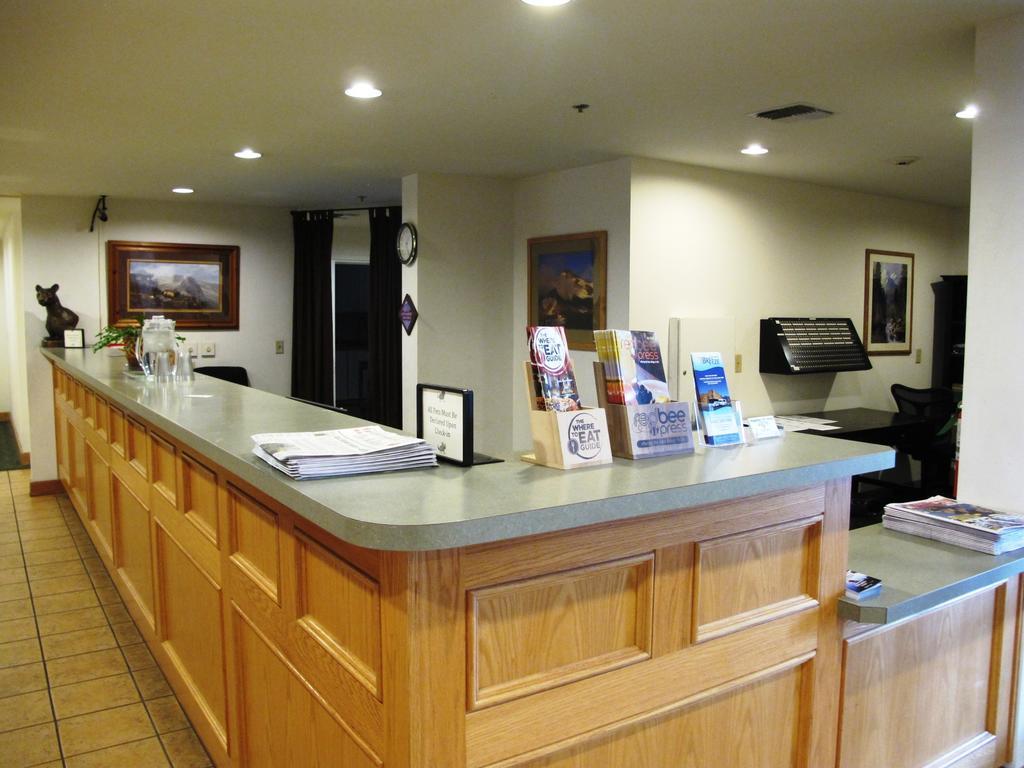 Sugarloaf Mountain Motel Bend Extérieur photo